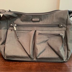 Baggalini Travel Purse